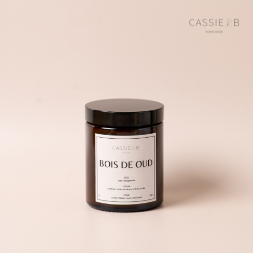 La bougie parfumée BOIS DE OUD