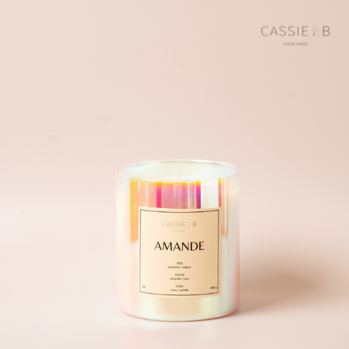 La bougie parfumée AMANDE 300G